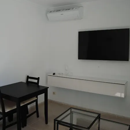 Готель Atlantic Sun - Gay Men Only