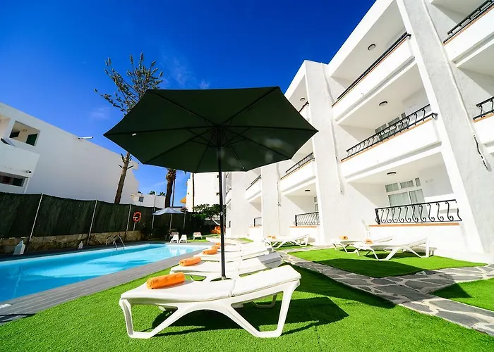 Atlantic Sun - Gay Men Only Готель