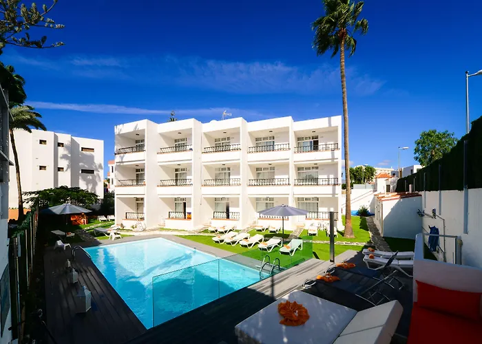 Atlantic Sun - Gay Men Only Hotel 3*