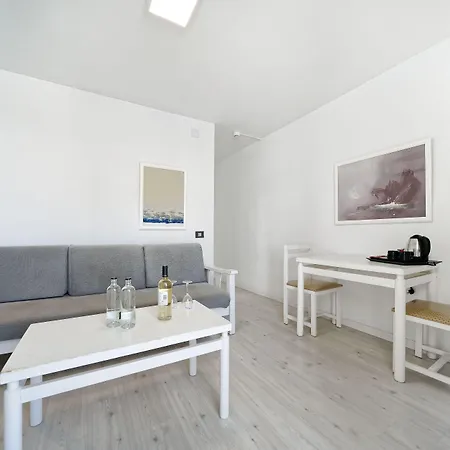 Atlantic Sun - Gay Men Only Hotel