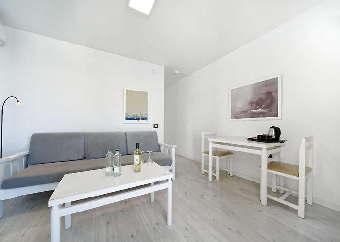 Atlantic Sun - Gay Men Only Hotel